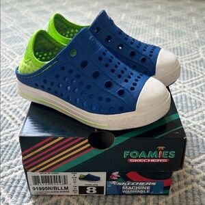NIB Skechers Kids Foamies Blue and Neon Green Water Shoes